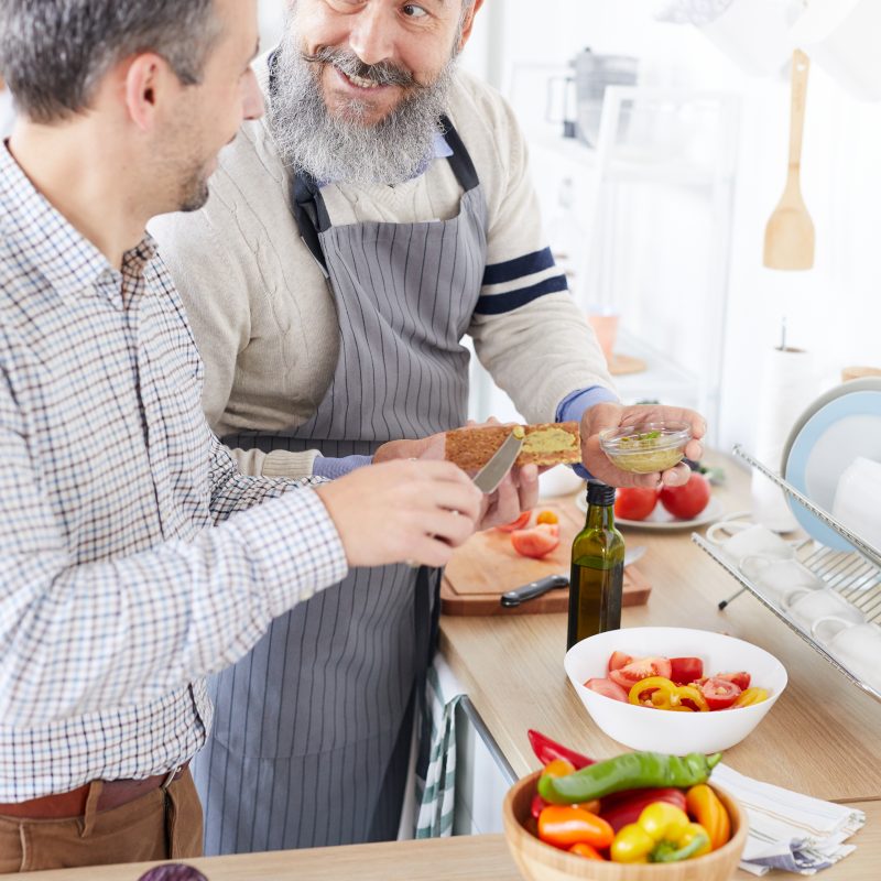 Männergesundheit 6-Monats-Begleitung - Ernährungssberatung für Männer mit Ernährungsberater Andreas Loos in Hamburg oder deutschlandweit digital .